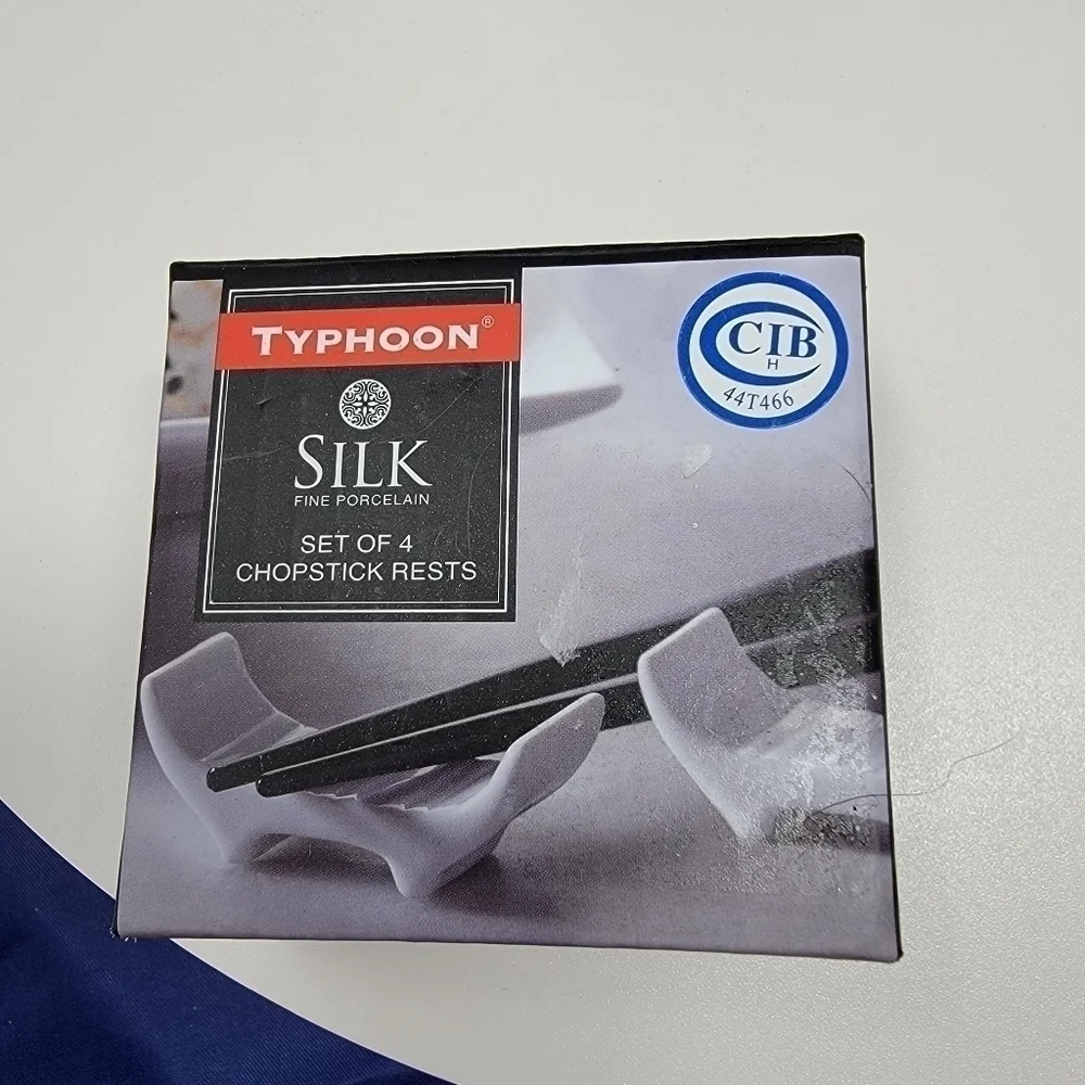 NEW Typhoon Silk Fine Porcelain Chopstick rests 3 sets of 4 total 0f 12 T55